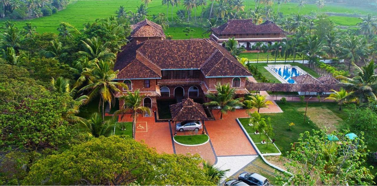 Kumarakom Heritage Resort Kottajam Kültér fotó